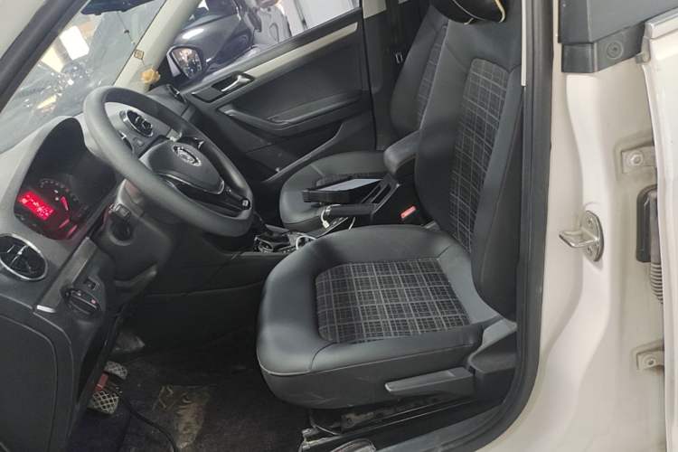 Used Volkswagen Jetta 2017 1.5L Automatic Comfort Model Left Front Seat
