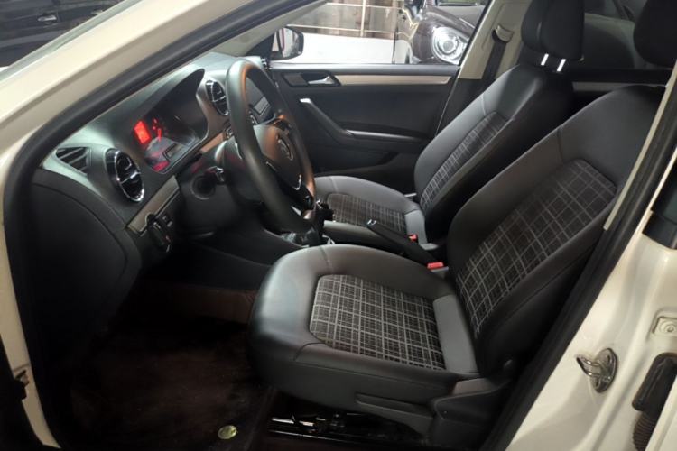 Used Volkswagen Jetta 2017 1.5L Manual Comfort Model Left Front Seat