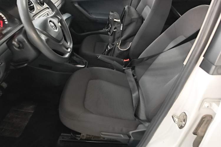 Used Volkswagen Jetta 2017 1.5L Automatic Fashion Model Left Front Seat