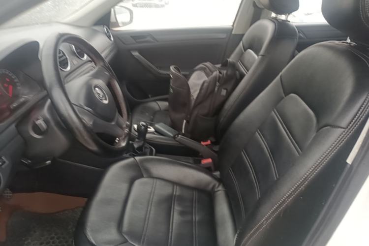 Used Volkswagen Jetta 2017 1.5L Manual Fashion Edition Left Front Seat