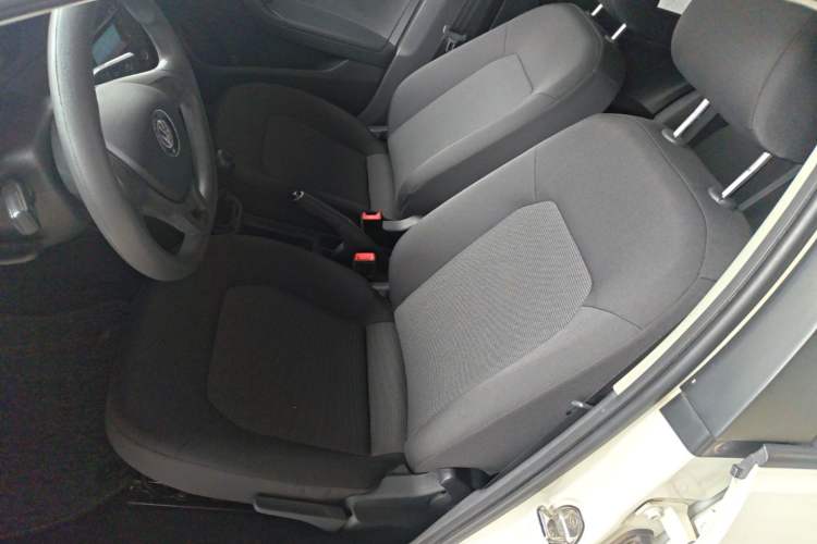 Used Volkswagen Jetta 2017 1.5L Manual Fashion Edition Left Front Seat