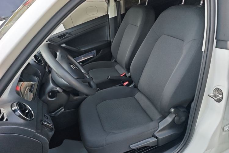 Used Volkswagen Jetta 2017 1.4L Manual Fashion Edition Left Front Seat