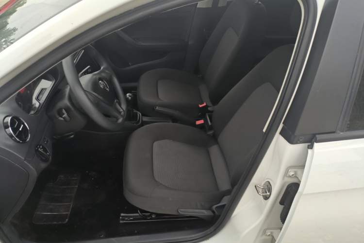 Used Volkswagen Jetta 2017 1.5L Manual Fashion Edition Left Front Seat