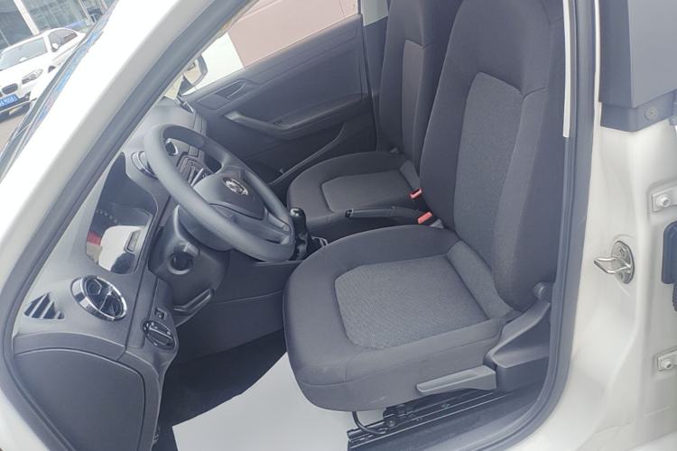 Used Volkswagen Jetta 2017 1.4L Manual Fashion Edition Left Front Seat