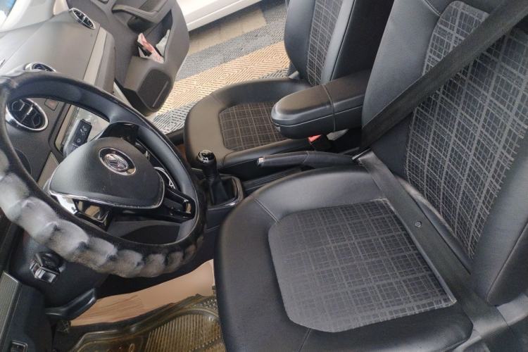 Used Volkswagen Jetta 2017 1.5L Manual Comfort Model Left Front Seat