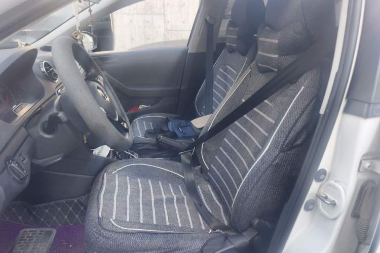 Used Volkswagen Jetta 2017 1.4L Manual Fashion Edition Left Front Seat