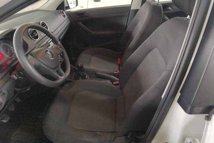 Used Volkswagen Jetta 2017 1.4L Manual Fashion Edition Left Front Seat