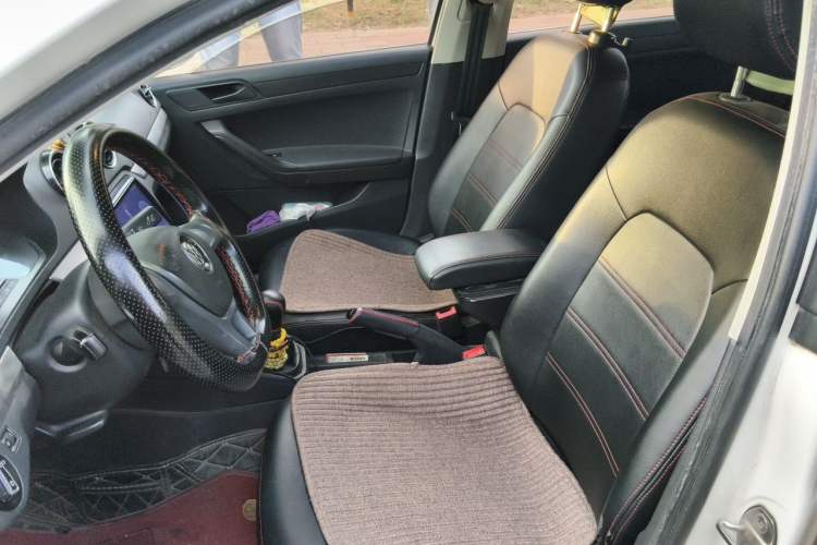 Used Volkswagen Jetta 2017 1.5L Manual Fashion Edition Left Front Seat
