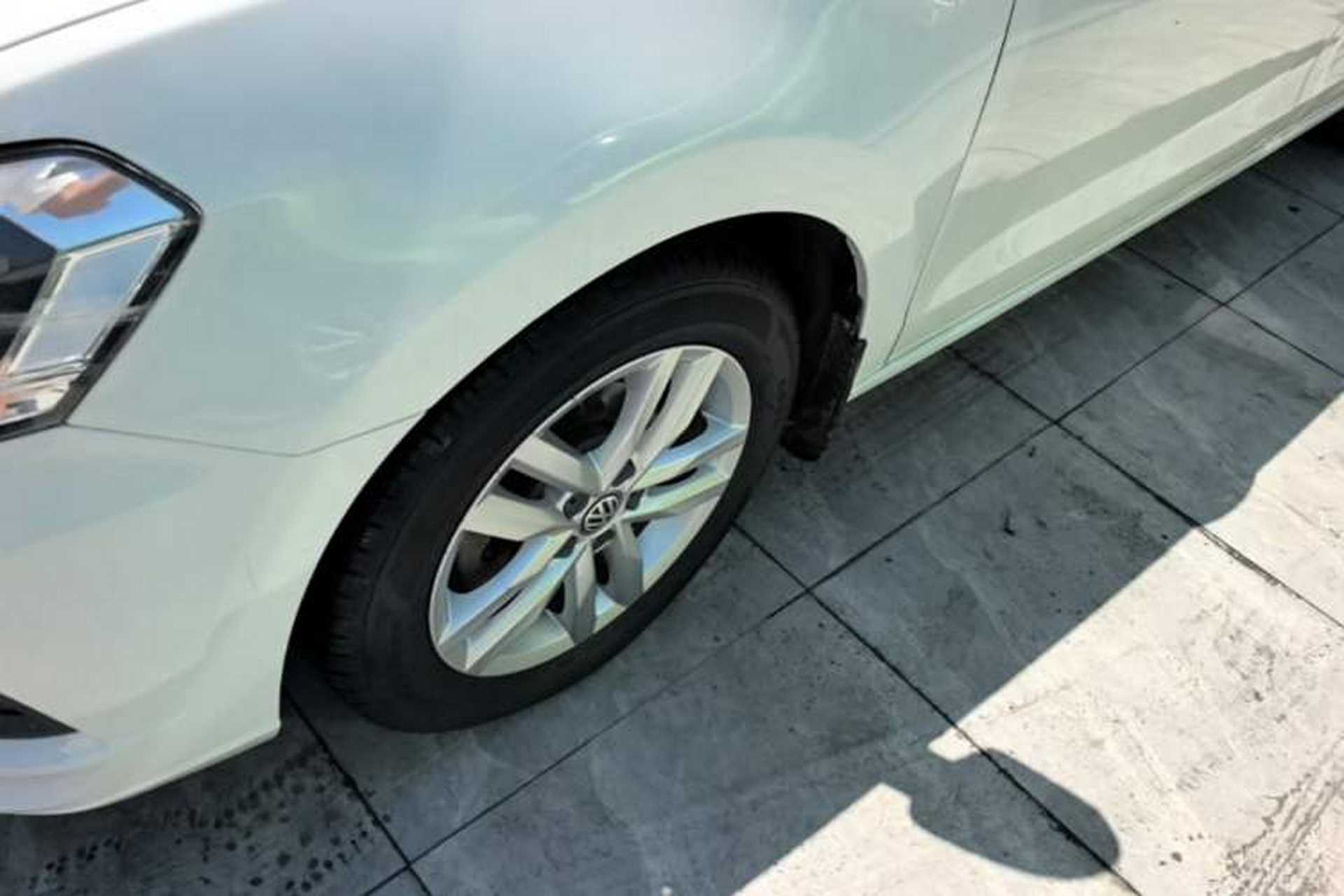 Used Volkswagen Jetta 2017 1.4L Manual Comfort Model Left Front Wheel Hub