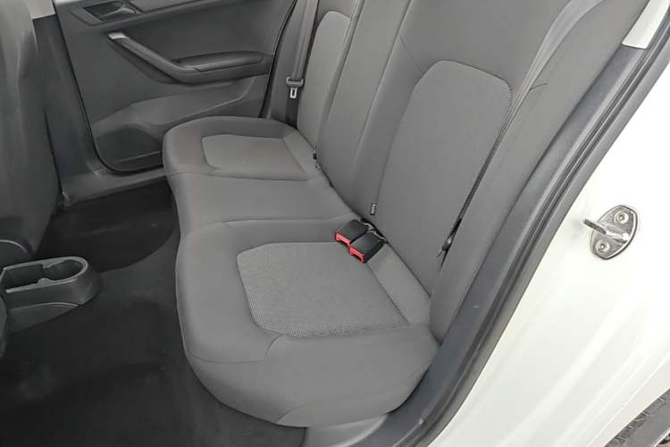 Used Volkswagen Jetta 2017 1.5L Automatic Fashion Model Left Rear Seat