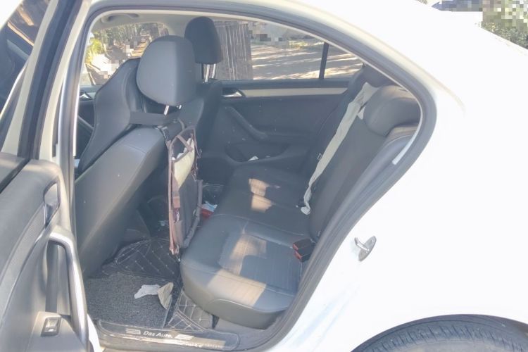 Used Volkswagen Jetta 2017 1.5L Manual Comfort Model Left Rear Seat