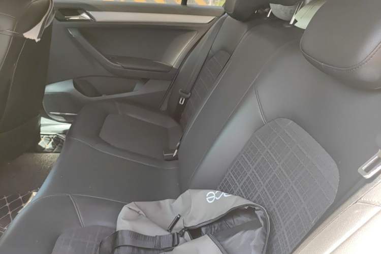 Used Volkswagen Jetta 2017 1.5L Manual Comfort Model Left Rear Seat