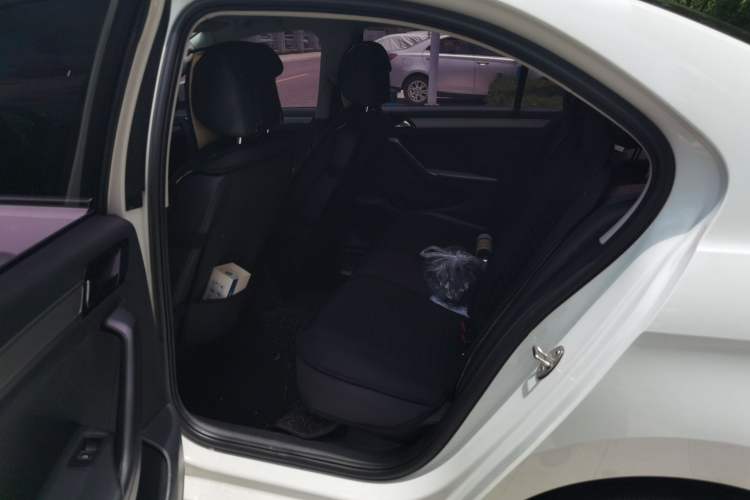 Used Volkswagen Jetta 2017 1.5L Manual Comfort Model Left Rear Seat