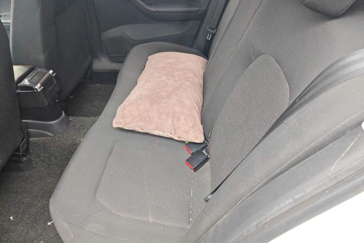Used Volkswagen Jetta 2017 1.4L Manual Fashion Edition Left Rear Seat