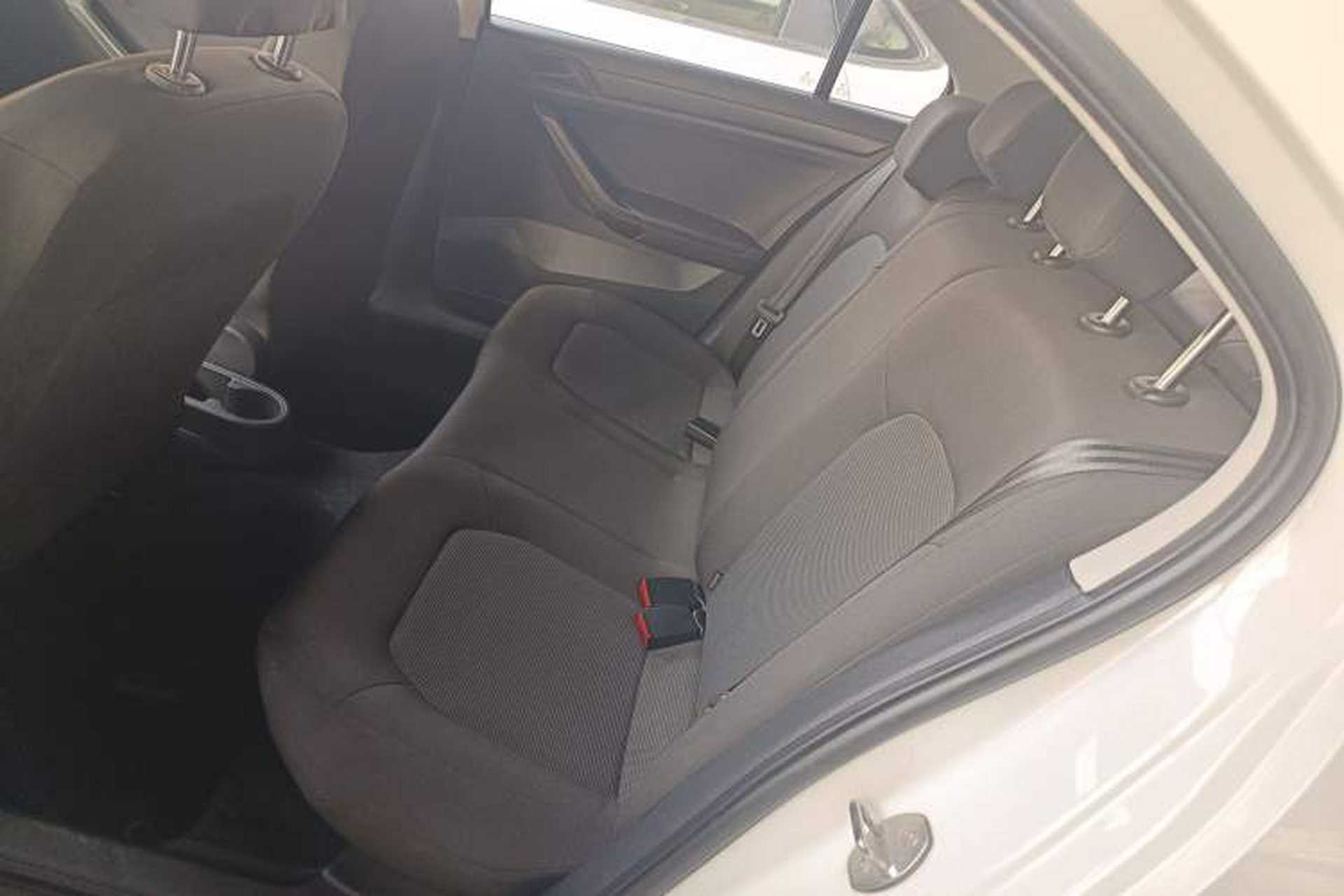 Used Volkswagen Jetta 2017 1.5L Manual Fashion Edition Left Rear Seat