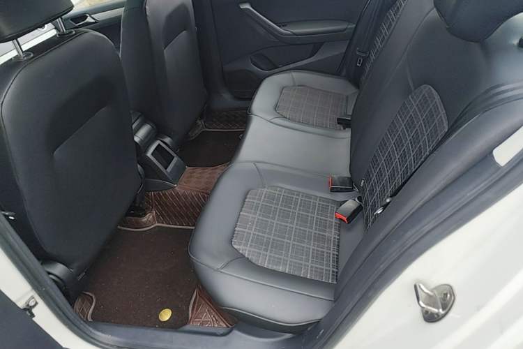 Used Volkswagen Jetta 2017 1.4L Manual Comfort Model Left Rear Seat