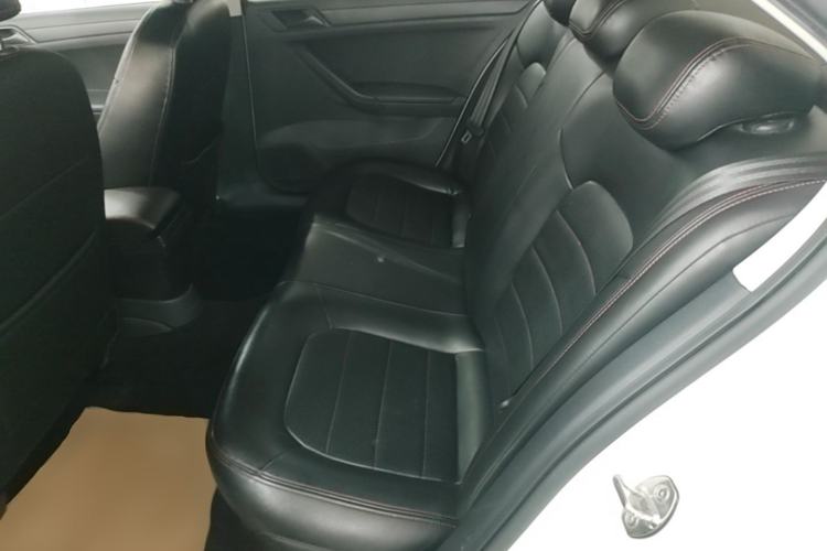 Used Volkswagen Jetta 2017 1.5L Automatic Fashion Model Left Rear Seat