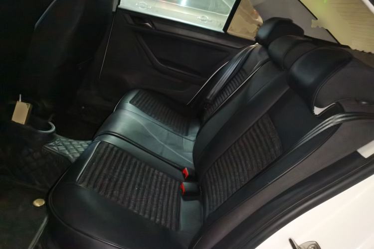 Used Volkswagen Jetta 2017 1.5L Automatic Fashion Model Left Rear Seat