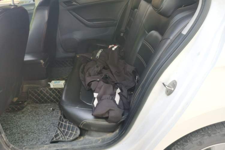 Used Volkswagen Jetta 2017 1.5L Manual Fashion Edition Left Rear Seat