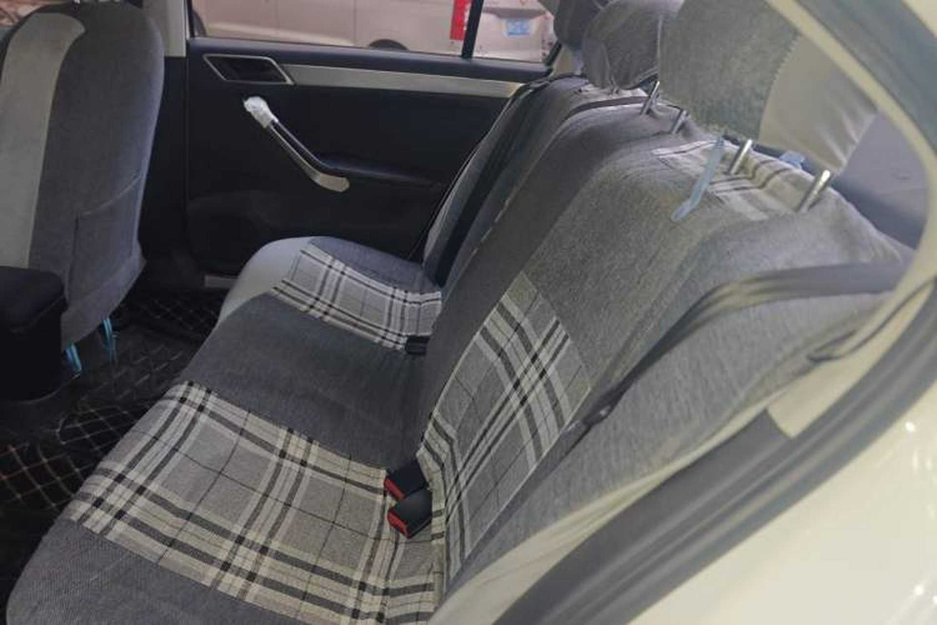 Used Volkswagen Jetta 2017 1.5L Automatic Fashion Model Left Rear Seat
