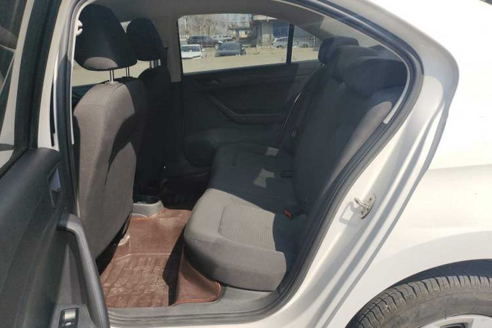Used Volkswagen Jetta 2017 1.5L Manual Fashion Edition Left Rear Seat