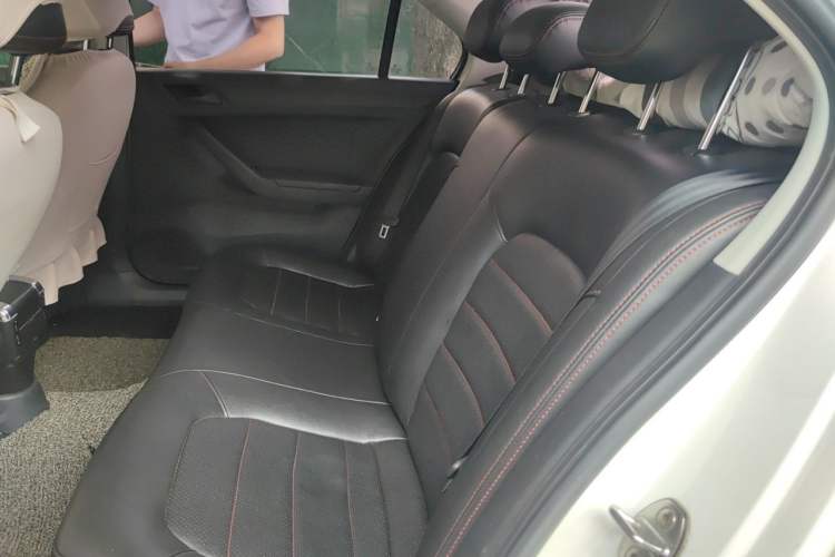 Used Volkswagen Jetta 2017 1.5L Automatic Fashion Model Left Rear Seat