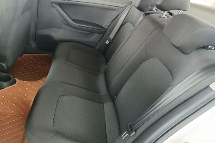 Used Volkswagen Jetta 2017 1.5L Manual Fashion Edition Left Rear Seat