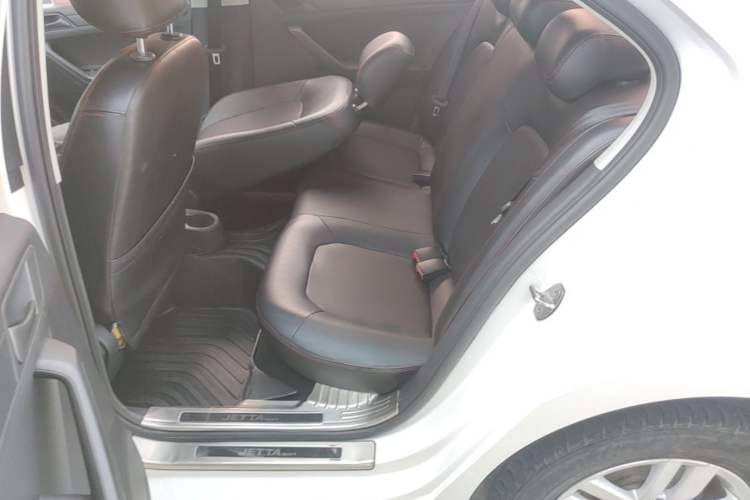 Used Volkswagen Jetta 2017 1.4L Manual Fashion Edition Left Rear Seat