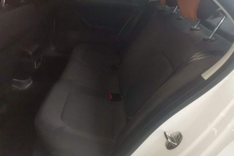 Used Volkswagen Jetta 2017 1.5L Manual Fashion Edition Left Rear Seat
