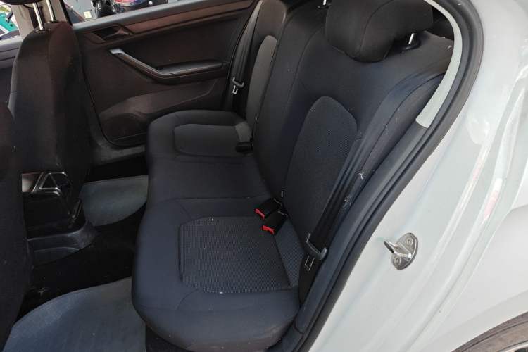 Used Volkswagen Jetta 2017 1.5L Manual Fashion Edition Left Rear Seat