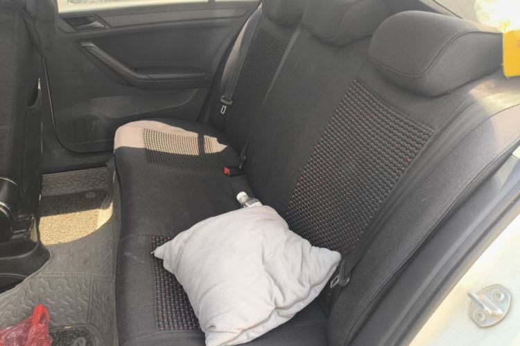 Used Volkswagen Jetta 2017 1.5L Automatic Fashion Model Left Rear Seat