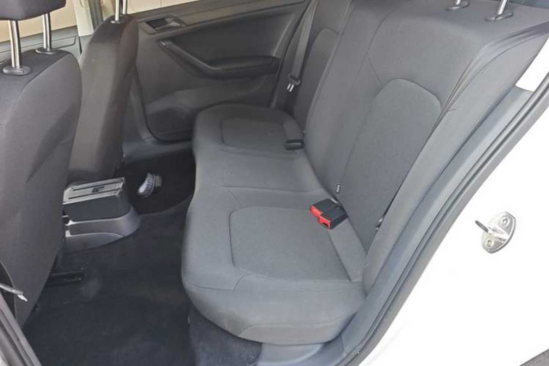 Used Volkswagen Jetta 2017 1.4L Manual Fashion Edition Left Rear Seat