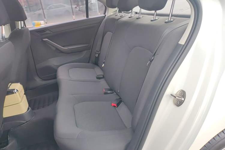 Used Volkswagen Jetta 2017 1.5L Manual Fashion Edition Left Rear Seat