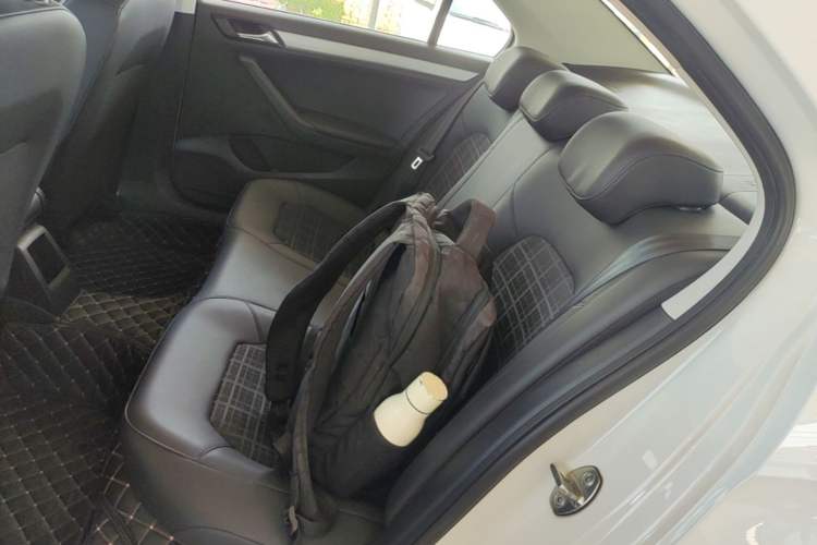 Used Volkswagen Jetta 2017 1.5L Manual Comfort Model Left Rear Seat