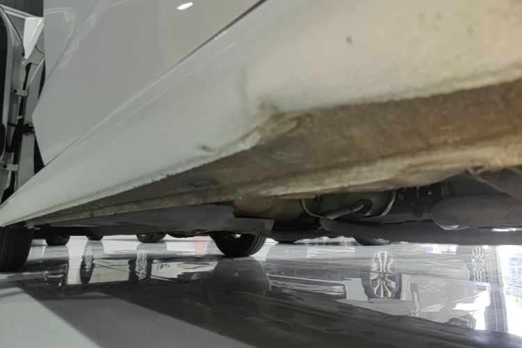 Used Volkswagen Jetta 2017 1.5L Automatic Fashion Model Left Side Sill