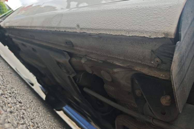 Used Volkswagen Jetta 2017 1.4L Manual Fashion Edition Left Side Sill
