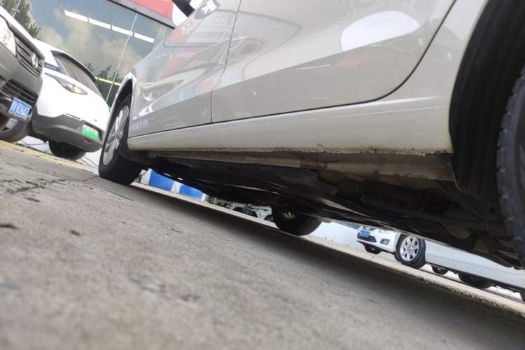 Used Volkswagen Jetta 2017 1.4L Manual Fashion Edition Left Side Sill