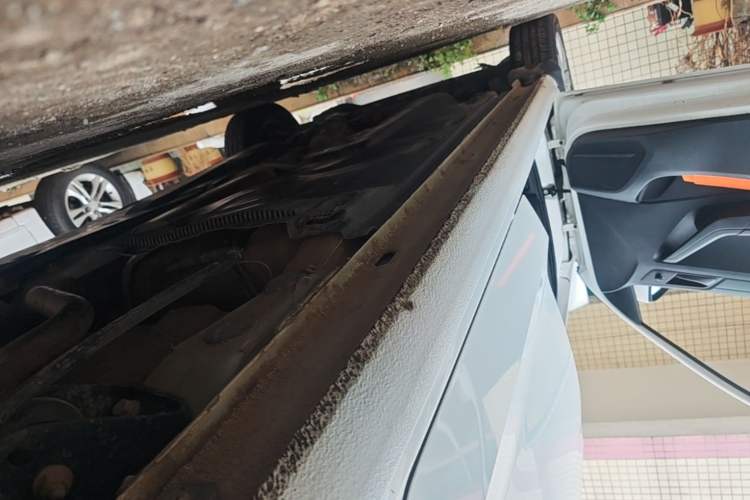 Used Volkswagen Jetta 2017 1.5L Manual Fashion Edition Left Side Sill