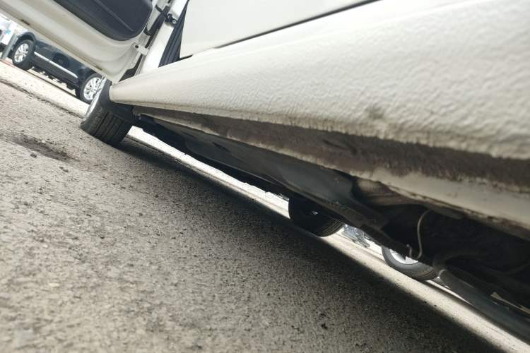 Used Volkswagen Jetta 2017 1.5L Manual Fashion Edition Left Side Sill