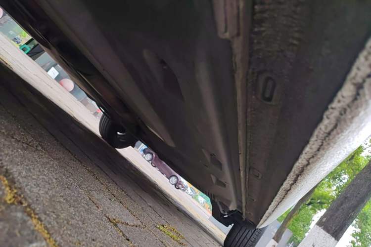 Used Volkswagen Jetta 2017 1.5L Manual Fashion Edition Left Side Sill