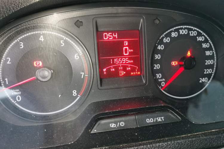 Used Volkswagen Jetta 2017 1.4L Manual Comfort Model Odometer Close Up