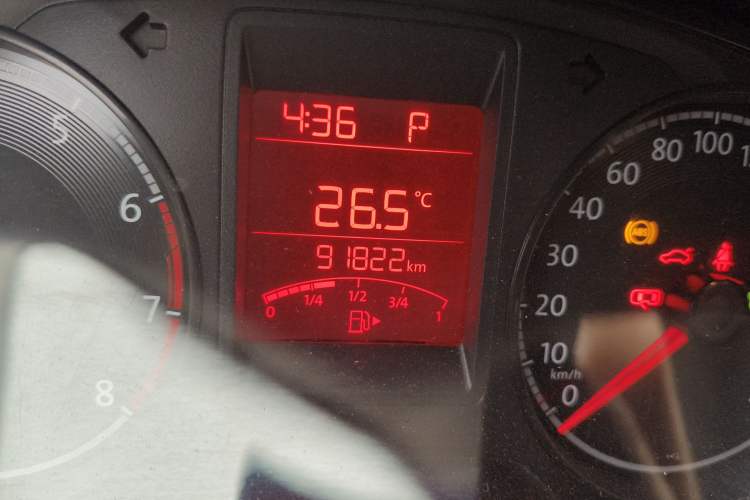 Used Volkswagen Jetta 2017 1.5L Automatic Fashion Model Odometer Close Up