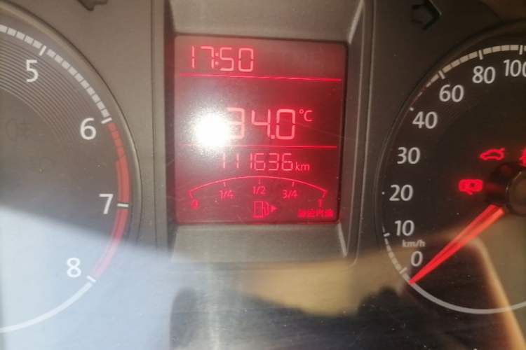 Used Volkswagen Jetta 2017 1.4L Manual Fashion Edition Odometer Close Up