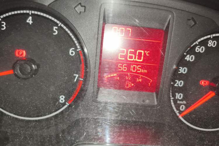 Used Volkswagen Jetta 2017 1.4L Manual Fashion Edition Odometer Close Up