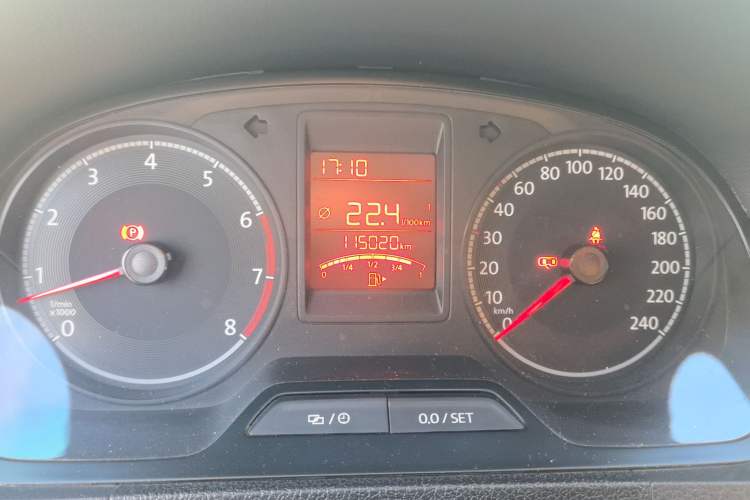 Used Volkswagen Jetta 2017 1.4L Manual Comfort Model Odometer Close Up