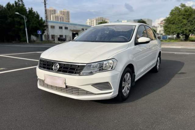 Used Volkswagen Jetta 2017 1.5L Manual Fashion Edition