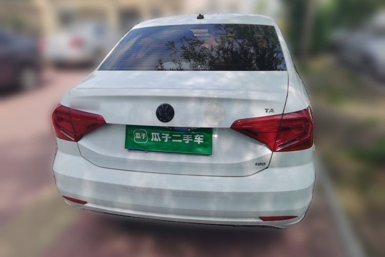 Used Volkswagen Jetta 2017 1.5L Manual Fashion Edition Rear