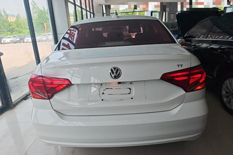 Used Volkswagen Jetta 2017 1.4L Manual Fashion Edition Rear