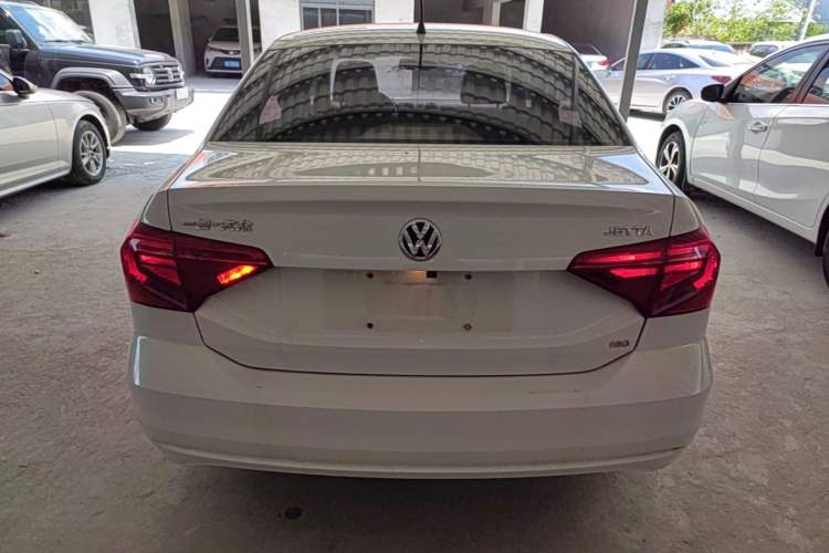 Used Volkswagen Jetta 2017 1.5L Manual Fashion Edition Rear