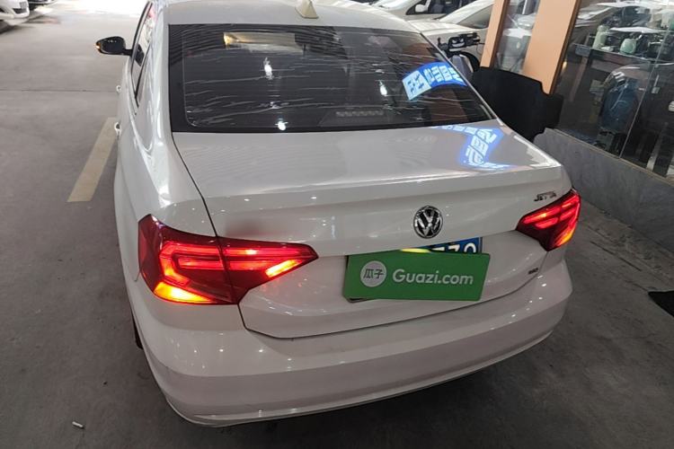 Used Volkswagen Jetta 2017 1.5L Manual Fashion Edition Rear